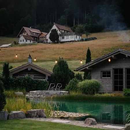 ホテル Wellness & Genuss - Engel Obertal 5*