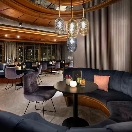 Szálloda Wellness & Genuss - Engel Obertal 5*